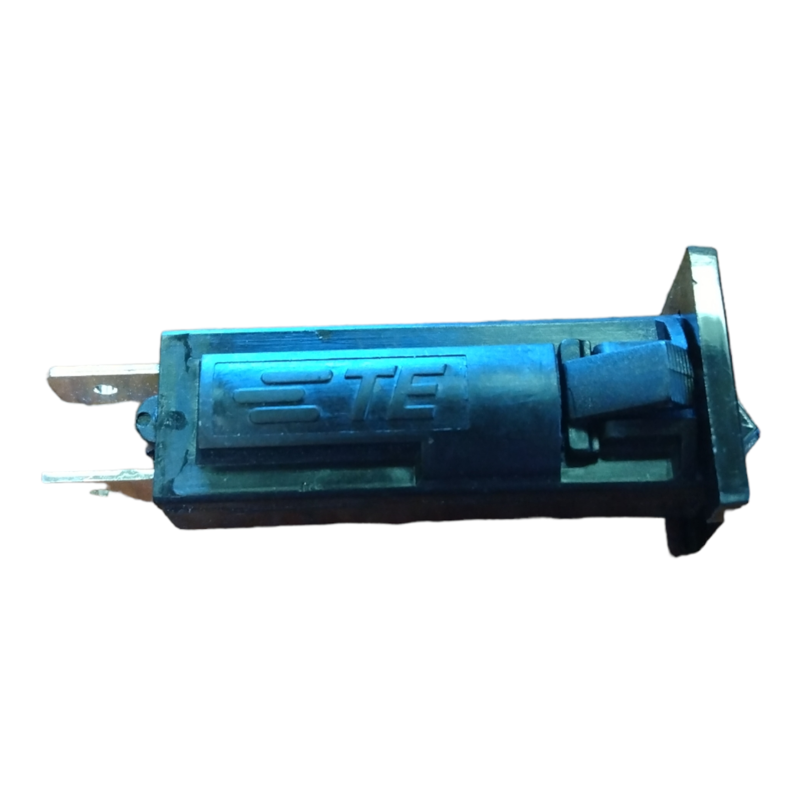 Club Car 15-Amp Circuit Breaker (For 48-Volt Models) Replaces OEM: CCX8506, 1018287-01, CGR-051, 3550 Features: Compatible with 48-Volt Club Car electric golf carts Designed to protect your electrical system from overloads Direct-fit replacement—no modifications required Durable, long-lasting construction Why Choose Us? We focus on providing reliable replacement parts built to meet or exceed OEM standards. Every item is quality-checked and backed by our commitment to customer satisfaction.